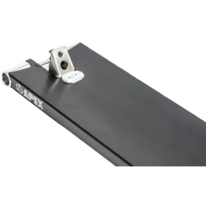 Deck Apex 6" (plateau) vu de la partie arrière couleur noir